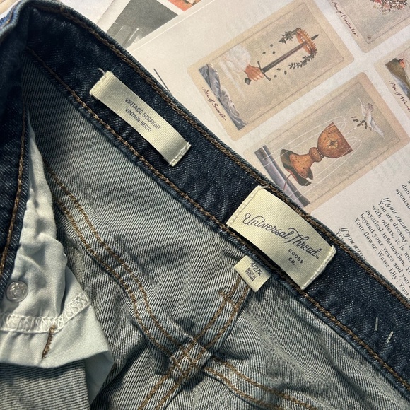 Universal Thread vintage straight jeans - Picture 3 of 5
